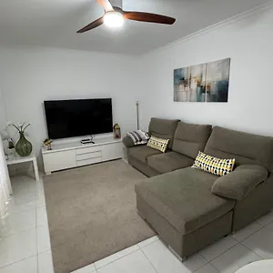 https://casa-con-terraza-en-la-plazuela.in-canary-islands.com